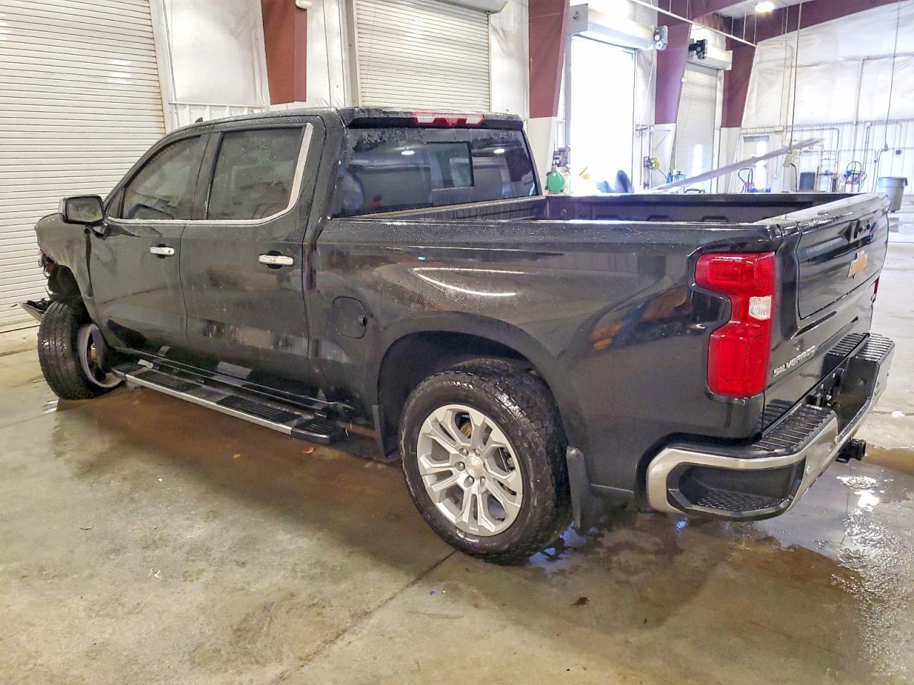 2025 CHEVROLET SILVERADO K1500 LTZ photo 2