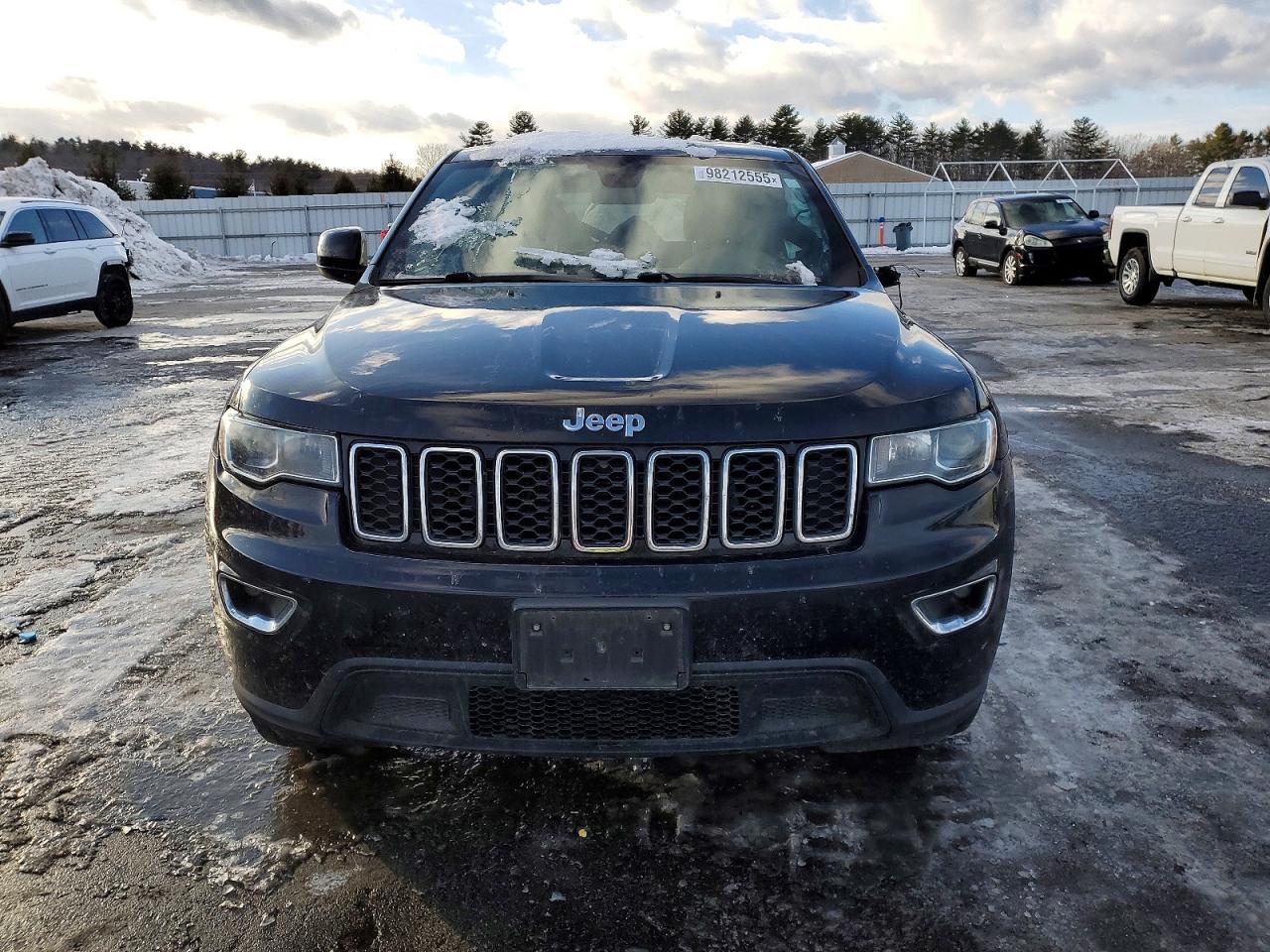 2018 JEEP GRAND CHEROKEE LAREDO photo 5