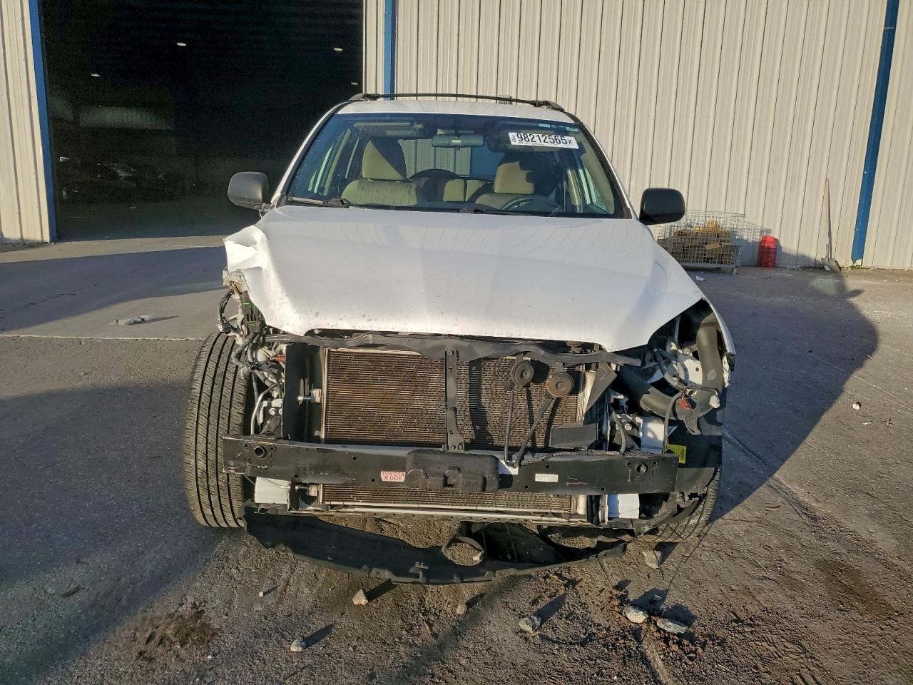 2012 TOYOTA RAV4 photo 9