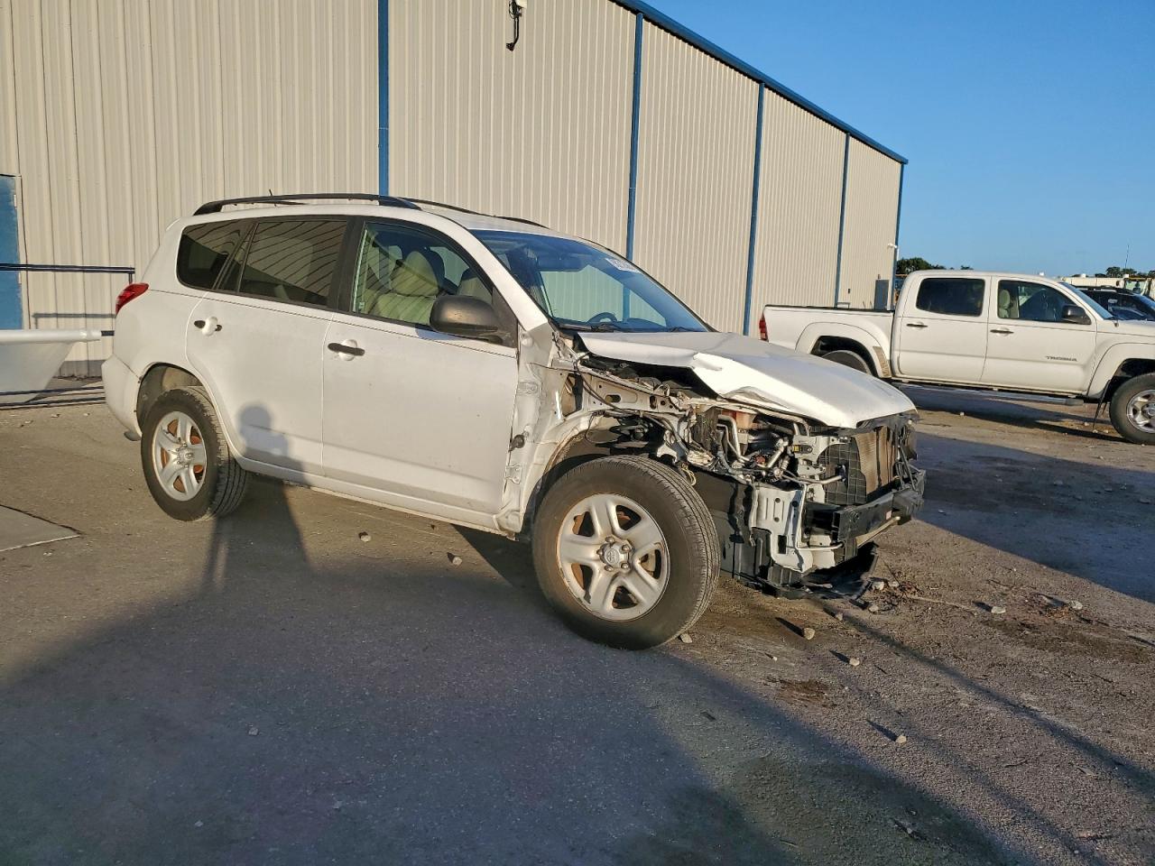 2012 TOYOTA RAV4 photo 7