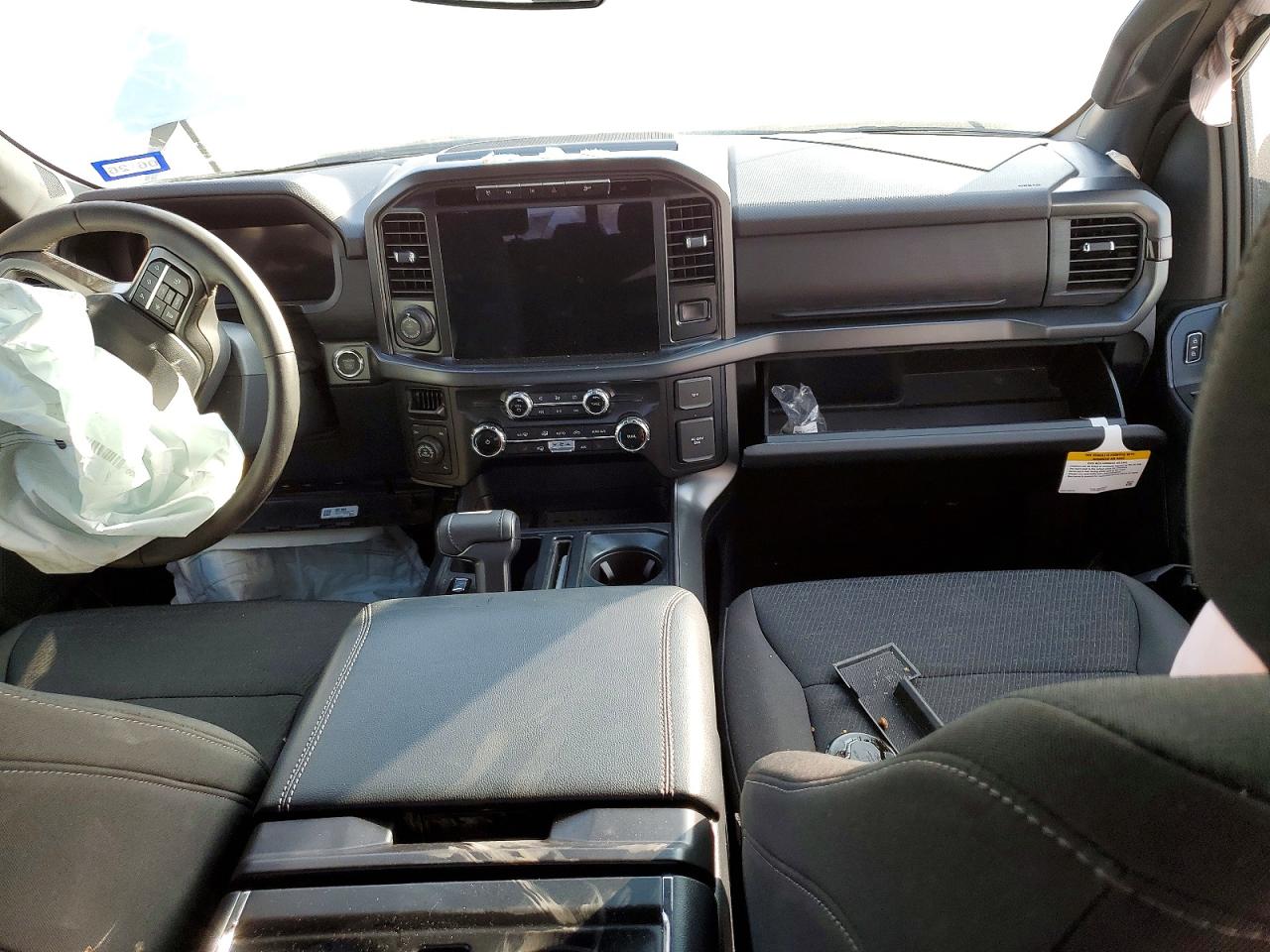 2024 FORD F150 XLT photo 8