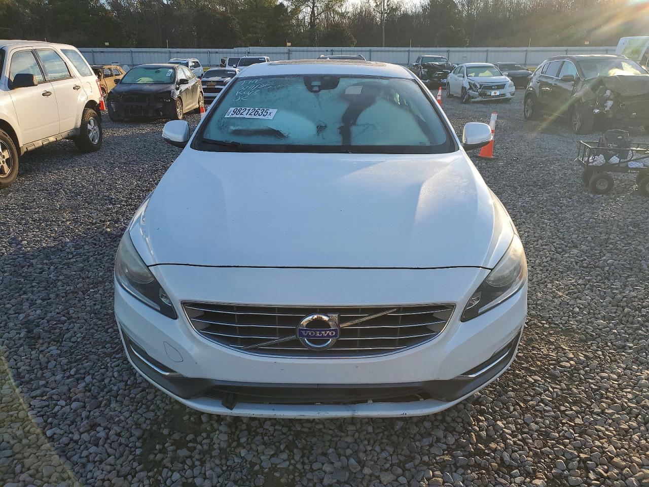 2017 VOLVO S60 PREMIER photo 9