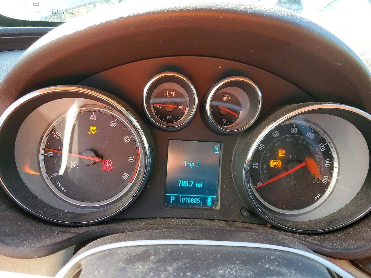 2011 BUICK REGAL CXL photo 9