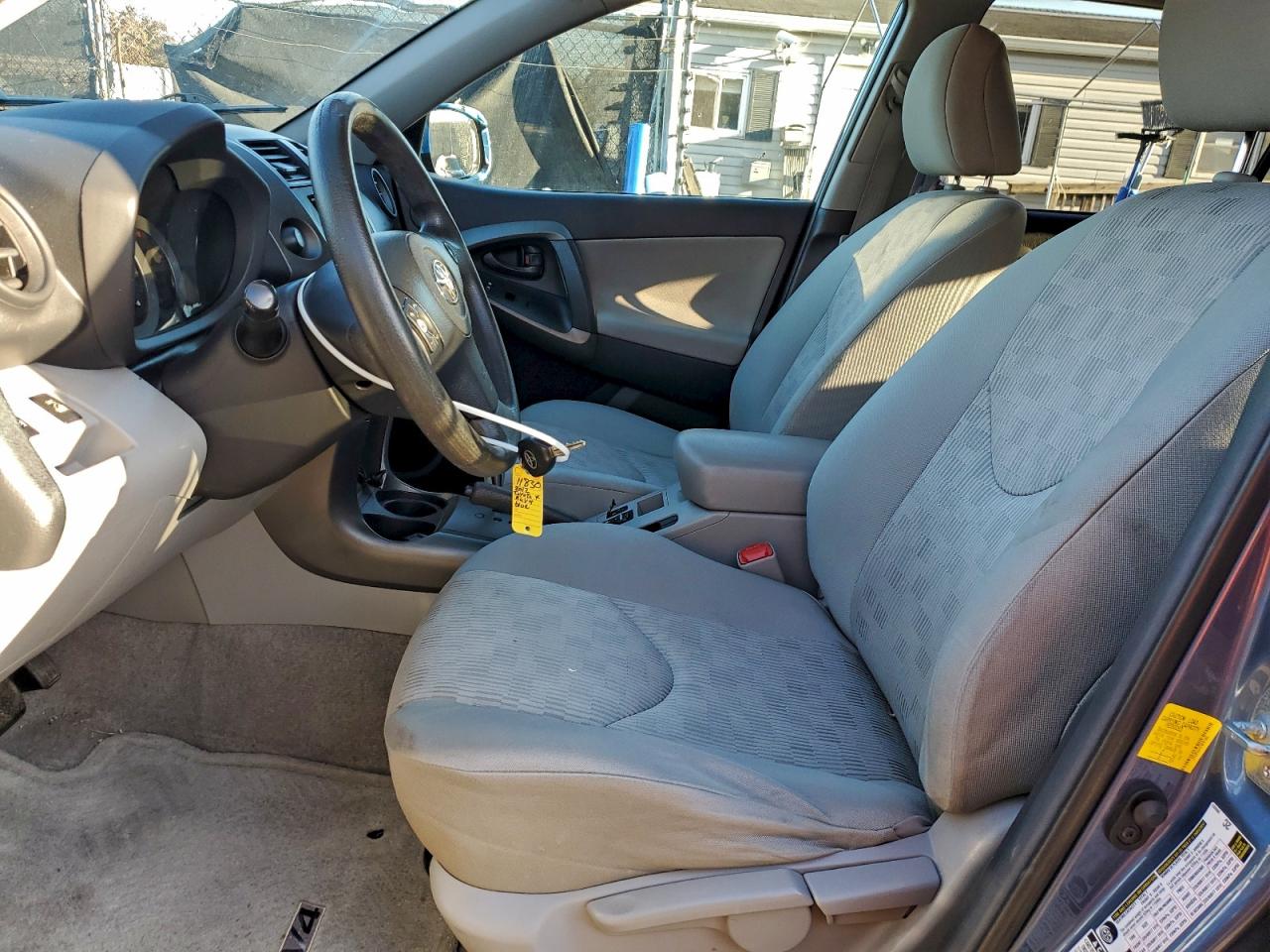 2012 TOYOTA RAV4 photo 7