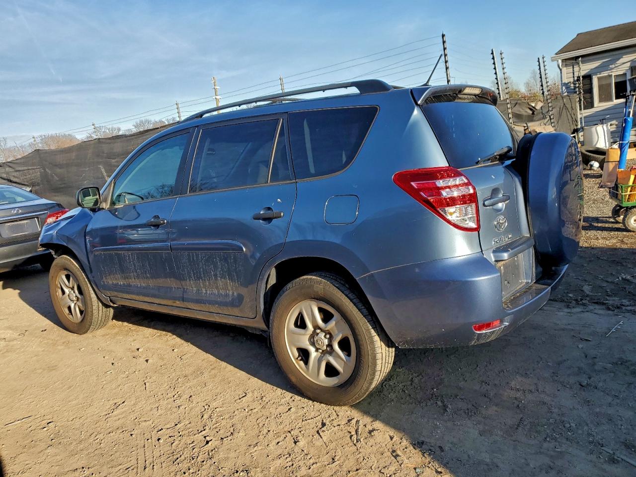 2012 TOYOTA RAV4 photo 2