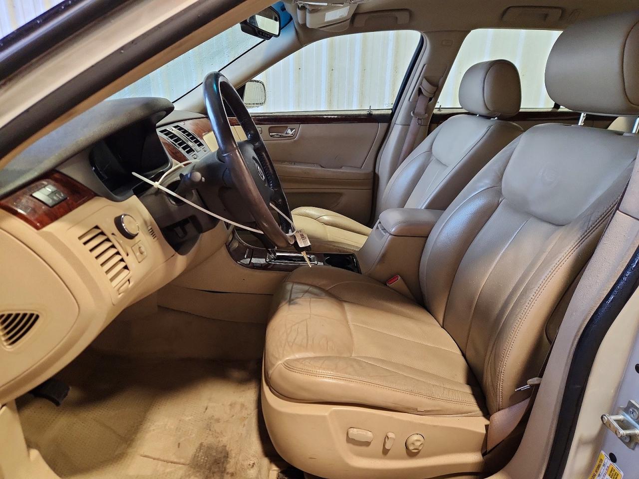 2007 CADILLAC DTS photo 7