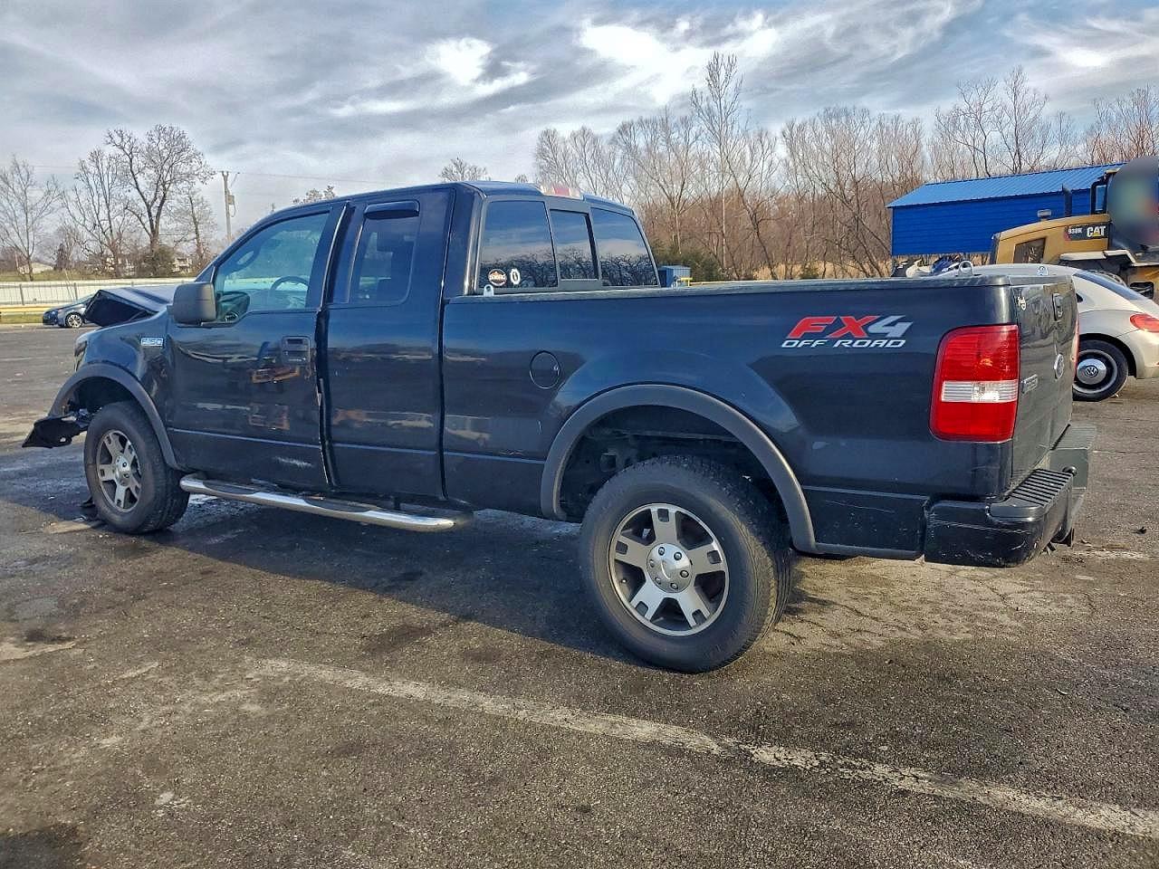 2004 FORD F150 photo 2