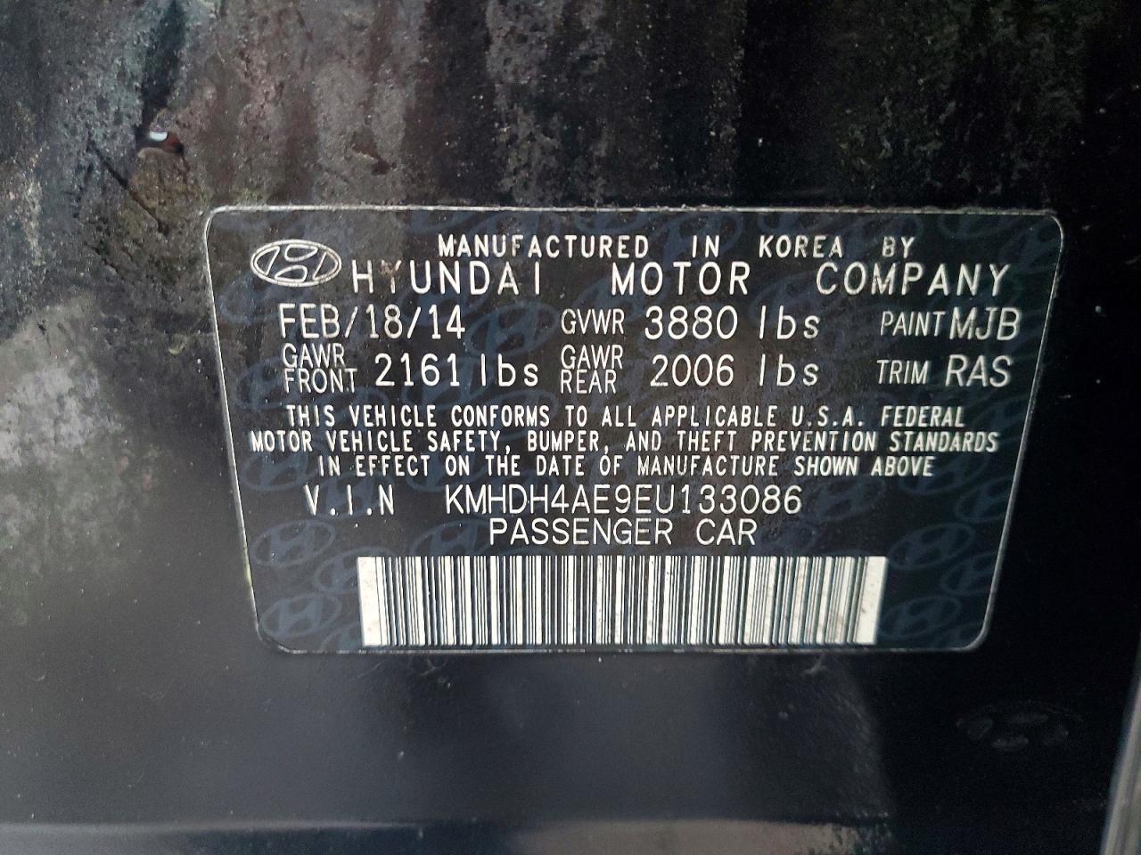 2014 HYUNDAI ELANTRA SE photo 12