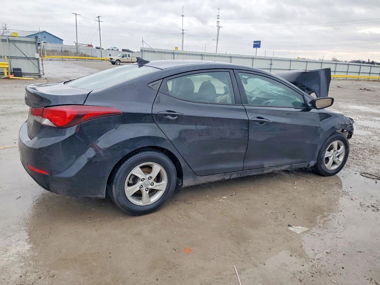 2014 HYUNDAI ELANTRA SE photo 3