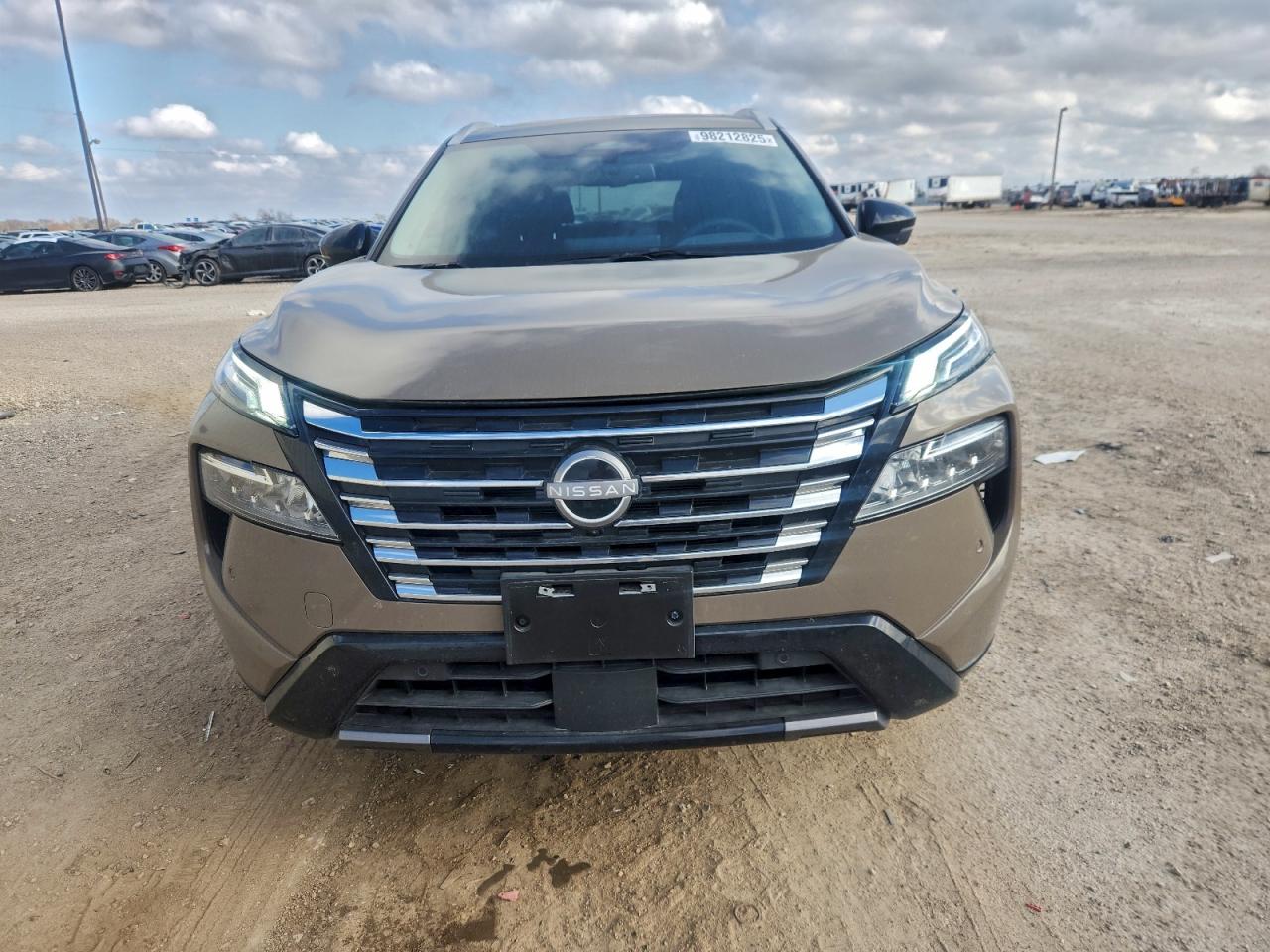 2025 NISSAN ROGUE PLATINUM photo 5