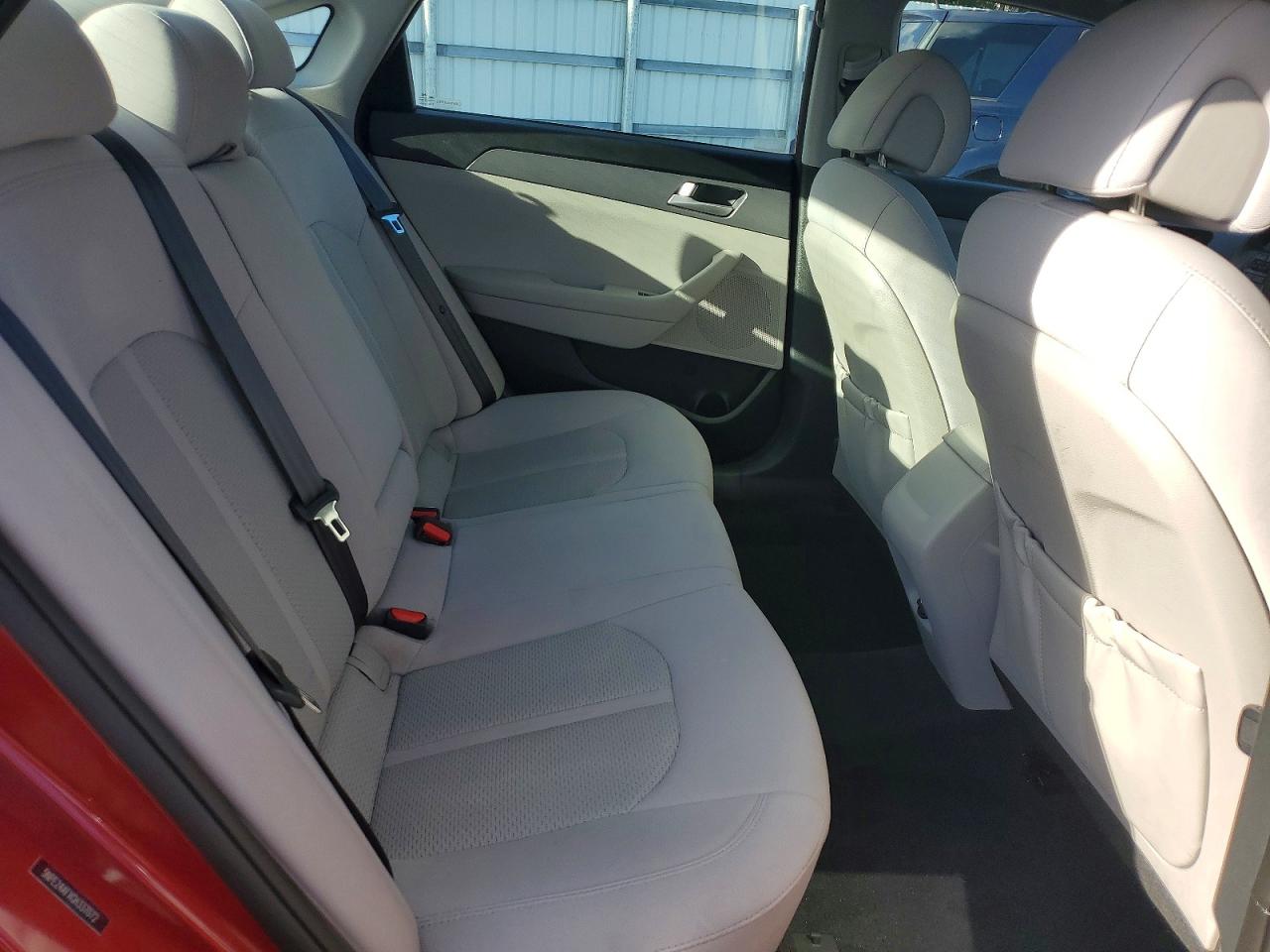 2016 HYUNDAI SONATA SE photo 10
