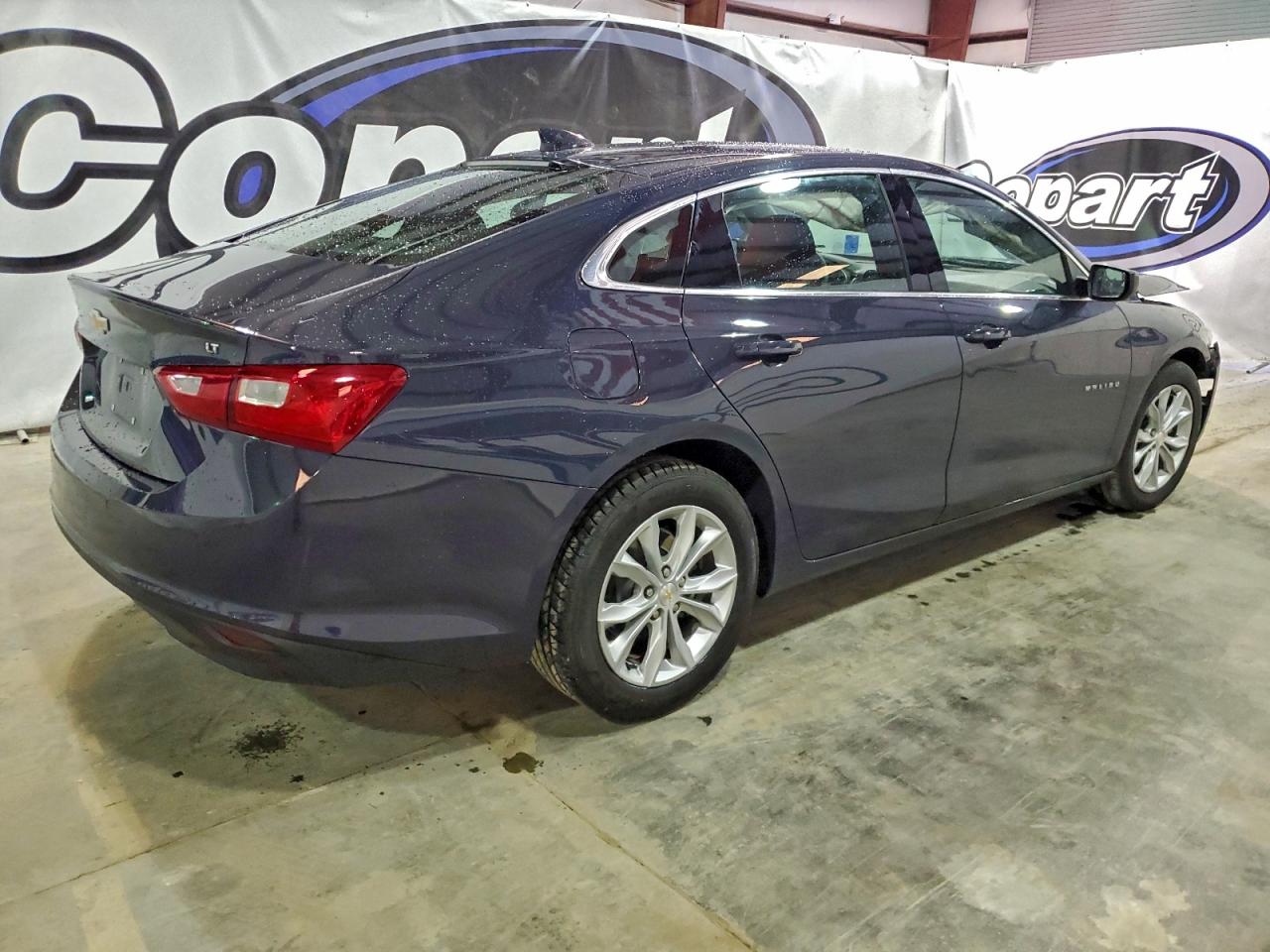 2025 CHEVROLET MALIBU LT photo 3