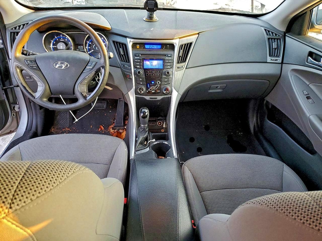 2012 HYUNDAI SONATA GLS photo 8