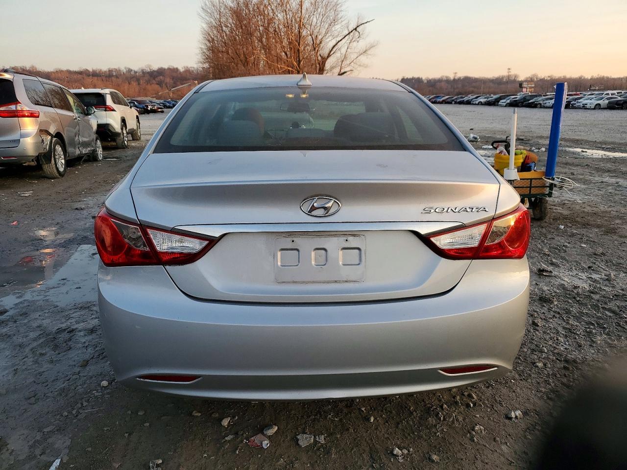 2012 HYUNDAI SONATA GLS photo 6