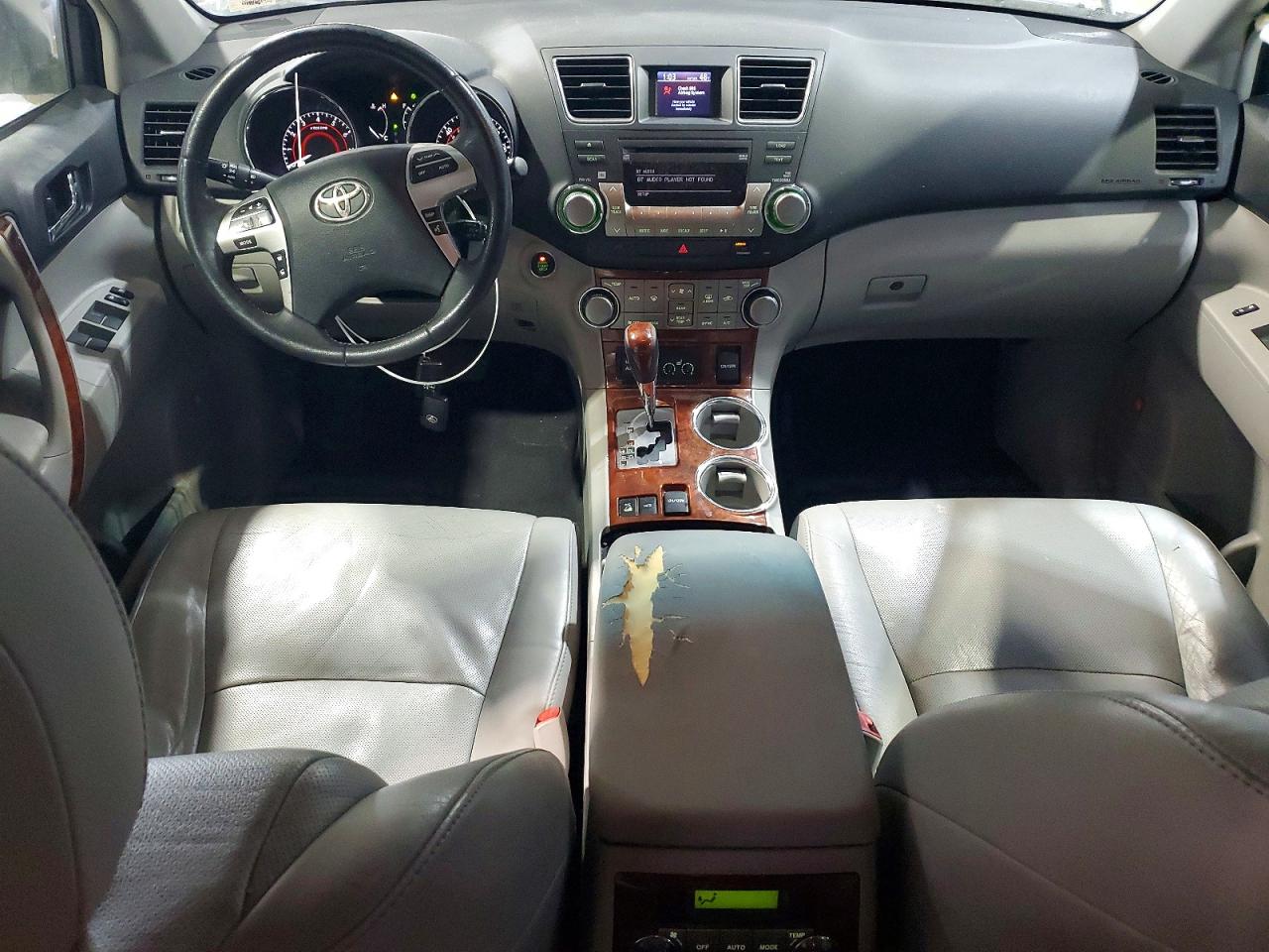 2012 TOYOTA HIGHLANDER LIMITED photo 8