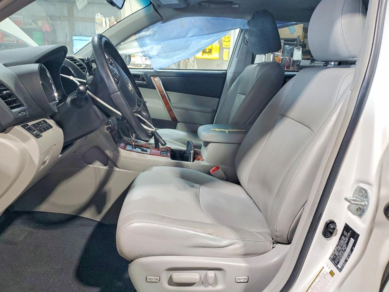 2012 TOYOTA HIGHLANDER LIMITED photo 7