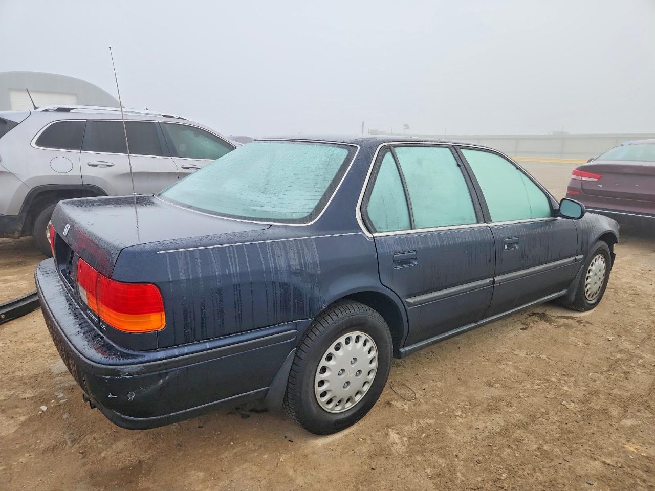 1992 HONDA ACCORD LX photo 3