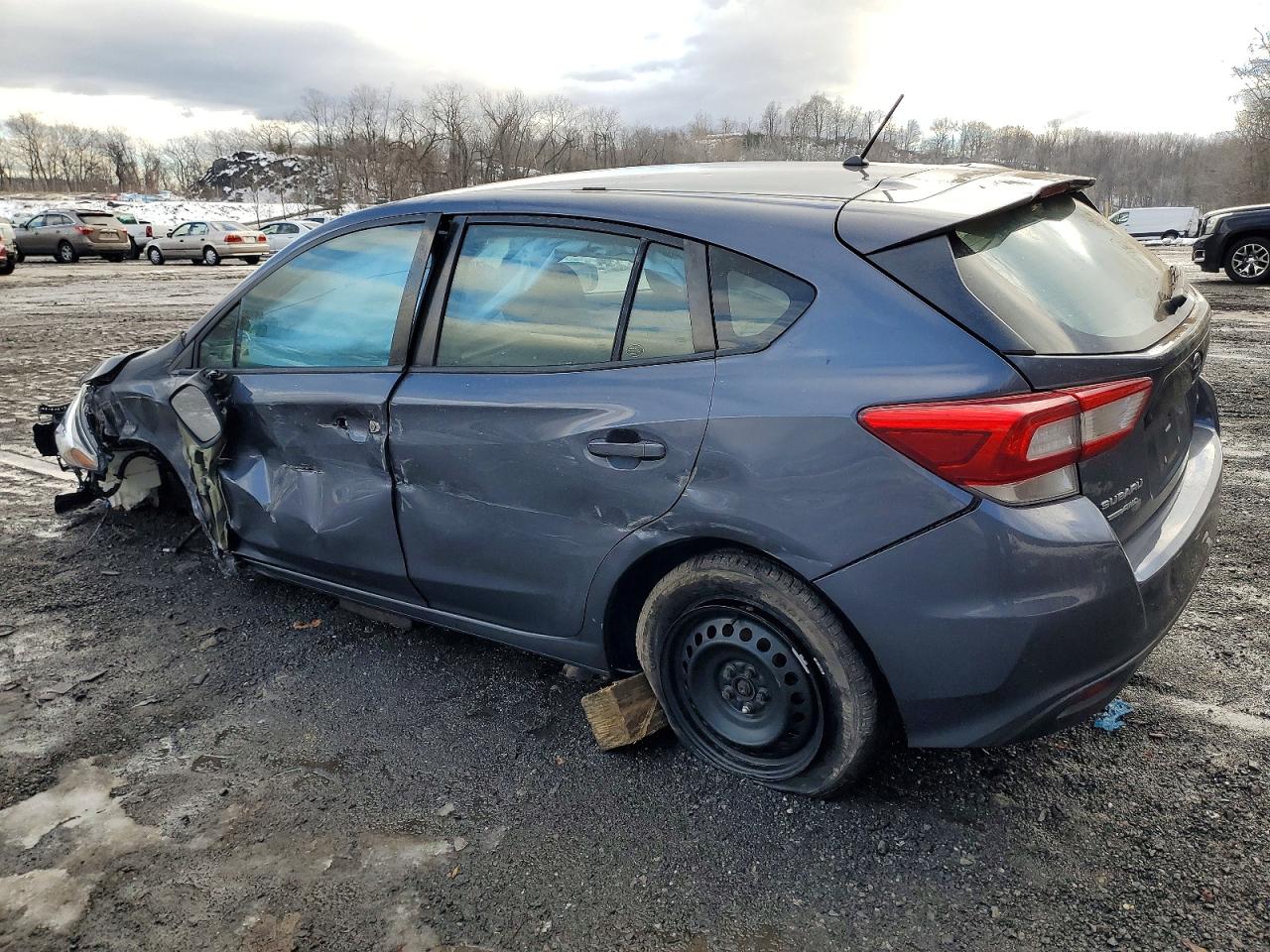 2017 SUBARU IMPREZA photo 2