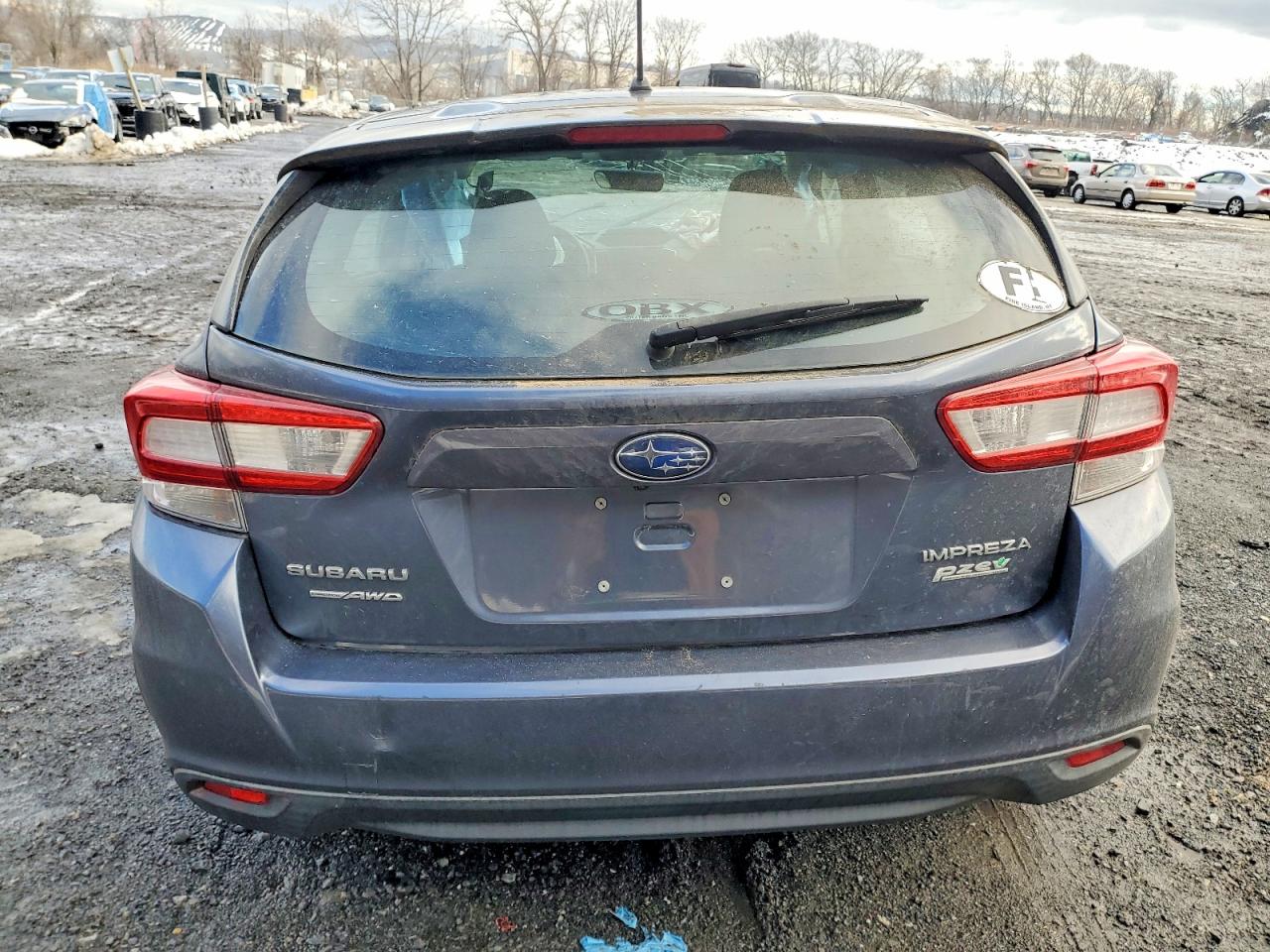 2017 SUBARU IMPREZA photo 6