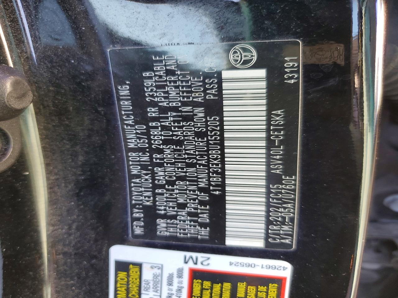 2011 TOYOTA CAMRY BASE photo 12