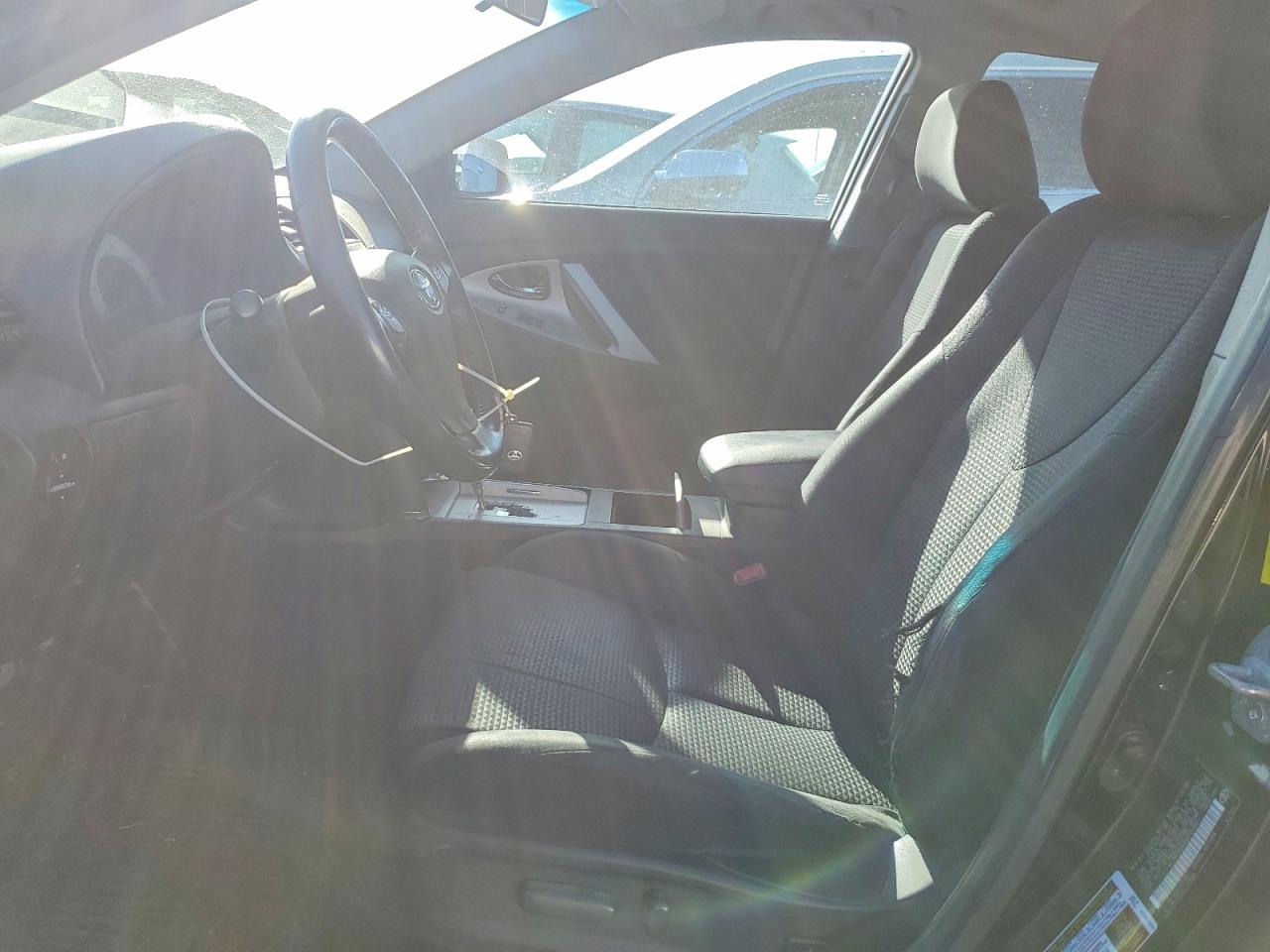2011 TOYOTA CAMRY BASE photo 7