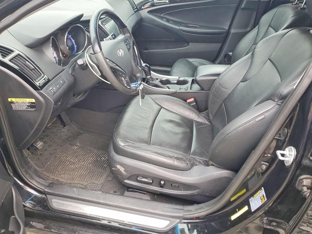 2013 HYUNDAI SONATA SE photo 7