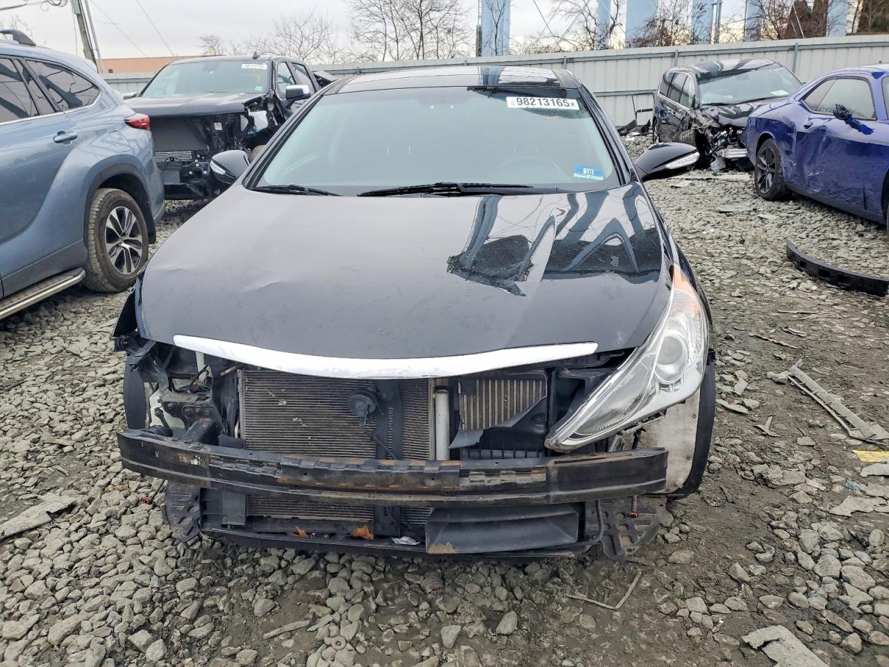 2013 HYUNDAI SONATA SE photo 5