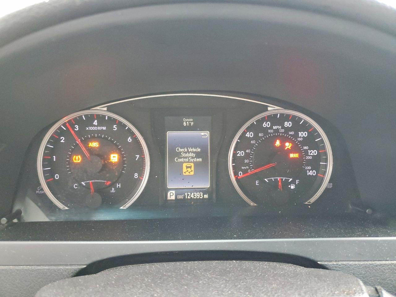2015 TOYOTA CAMRY LE photo 9