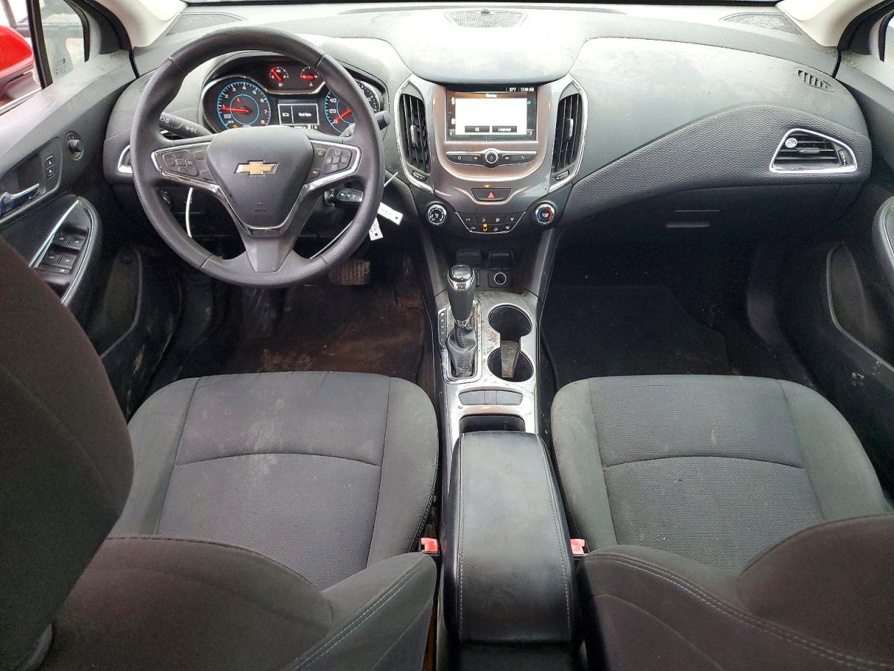 2017 CHEVROLET CRUZE LT photo 8