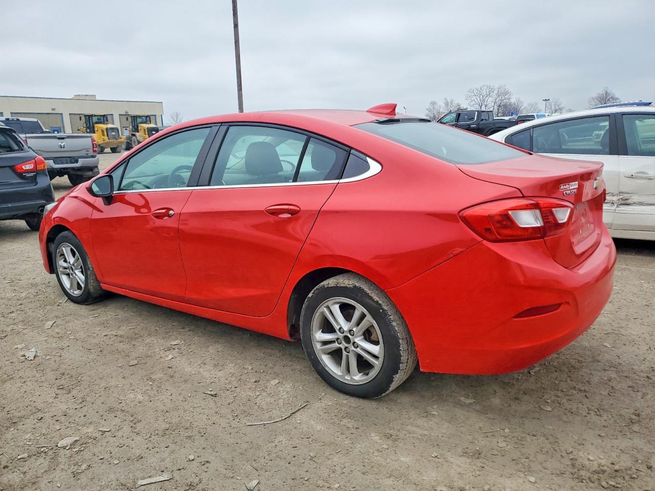 2017 CHEVROLET CRUZE LT photo 2