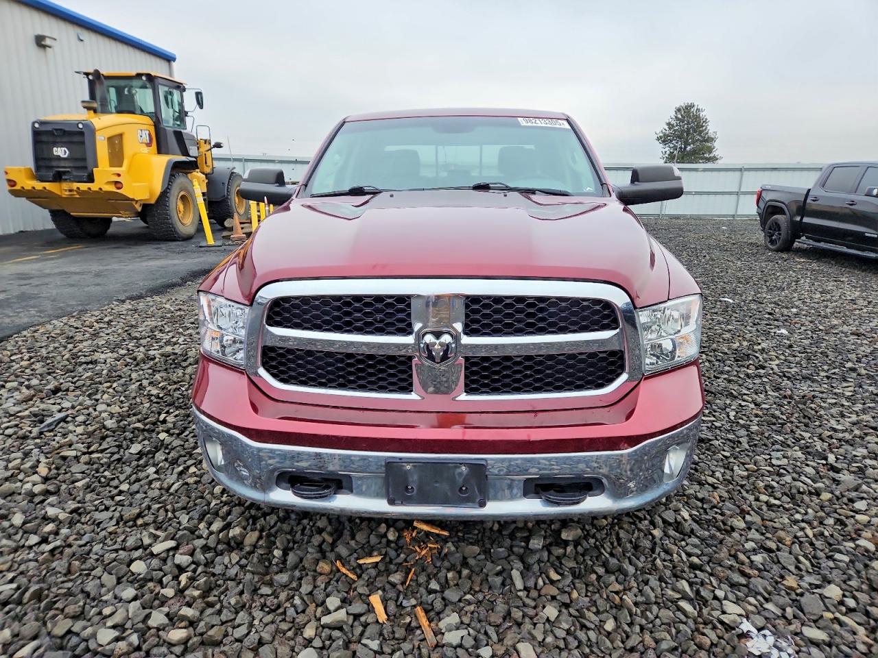 2016 RAM 1500 SLT photo 9