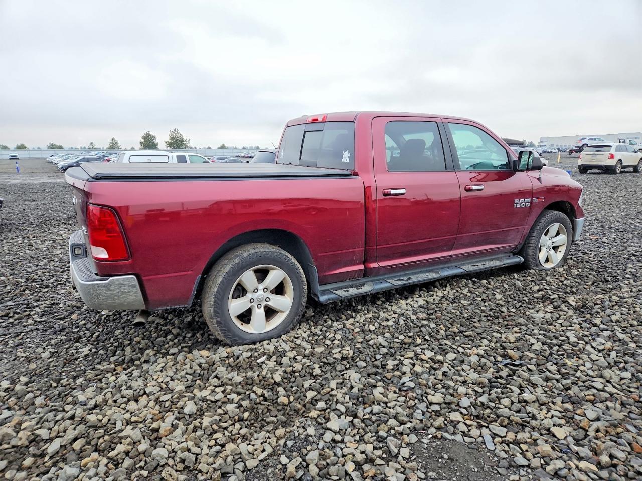 2016 RAM 1500 SLT photo 5