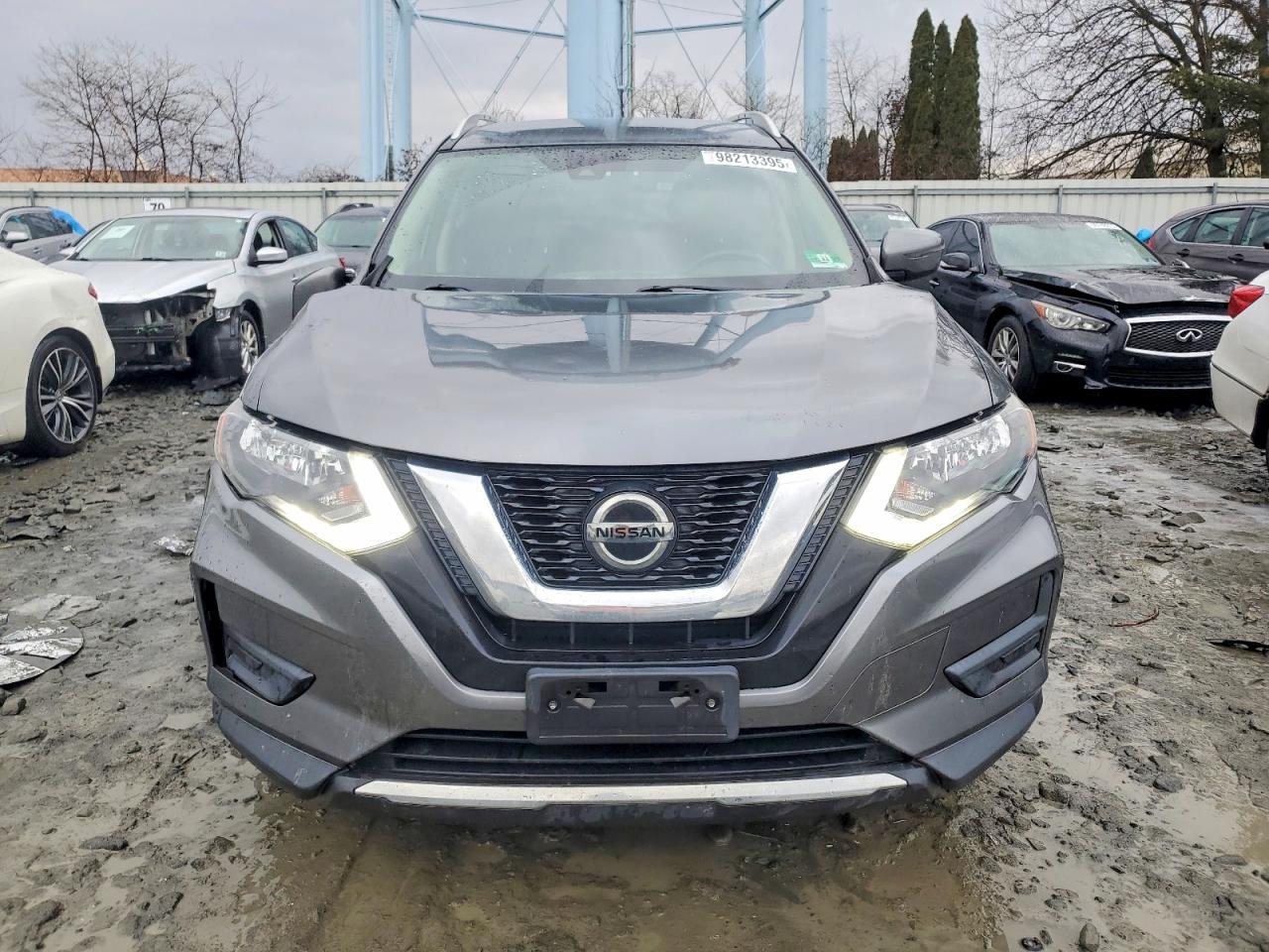 2019 NISSAN ROGUE S photo 5