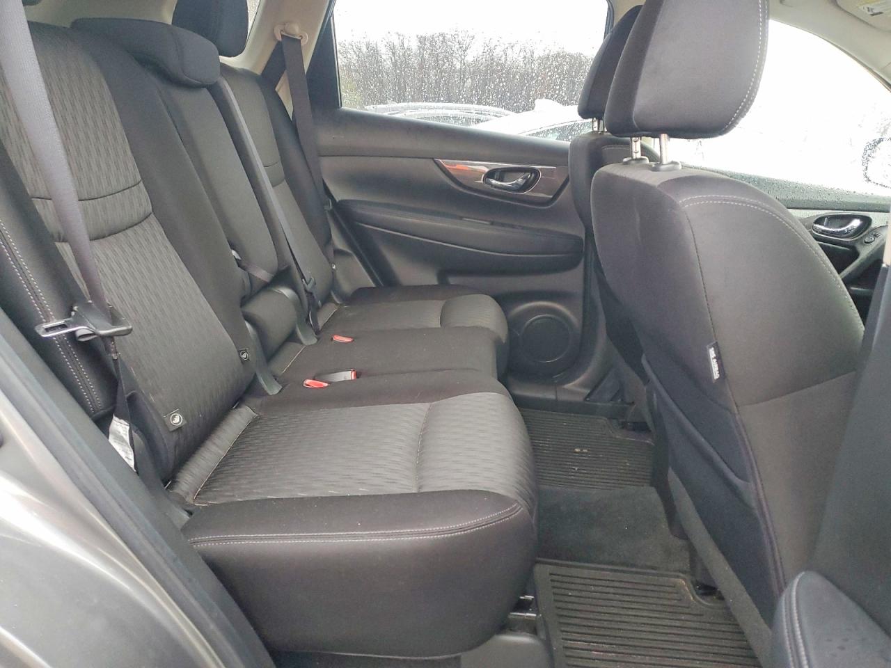 2019 NISSAN ROGUE S photo 11