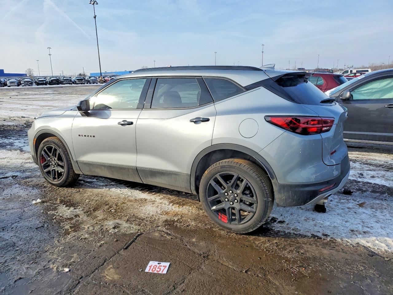 2025 CHEVROLET BLAZER 2LT photo 2