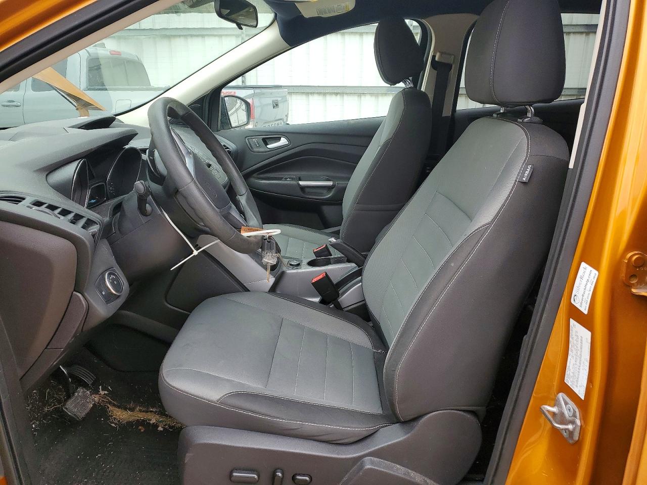 2016 FORD ESCAPE SE photo 7