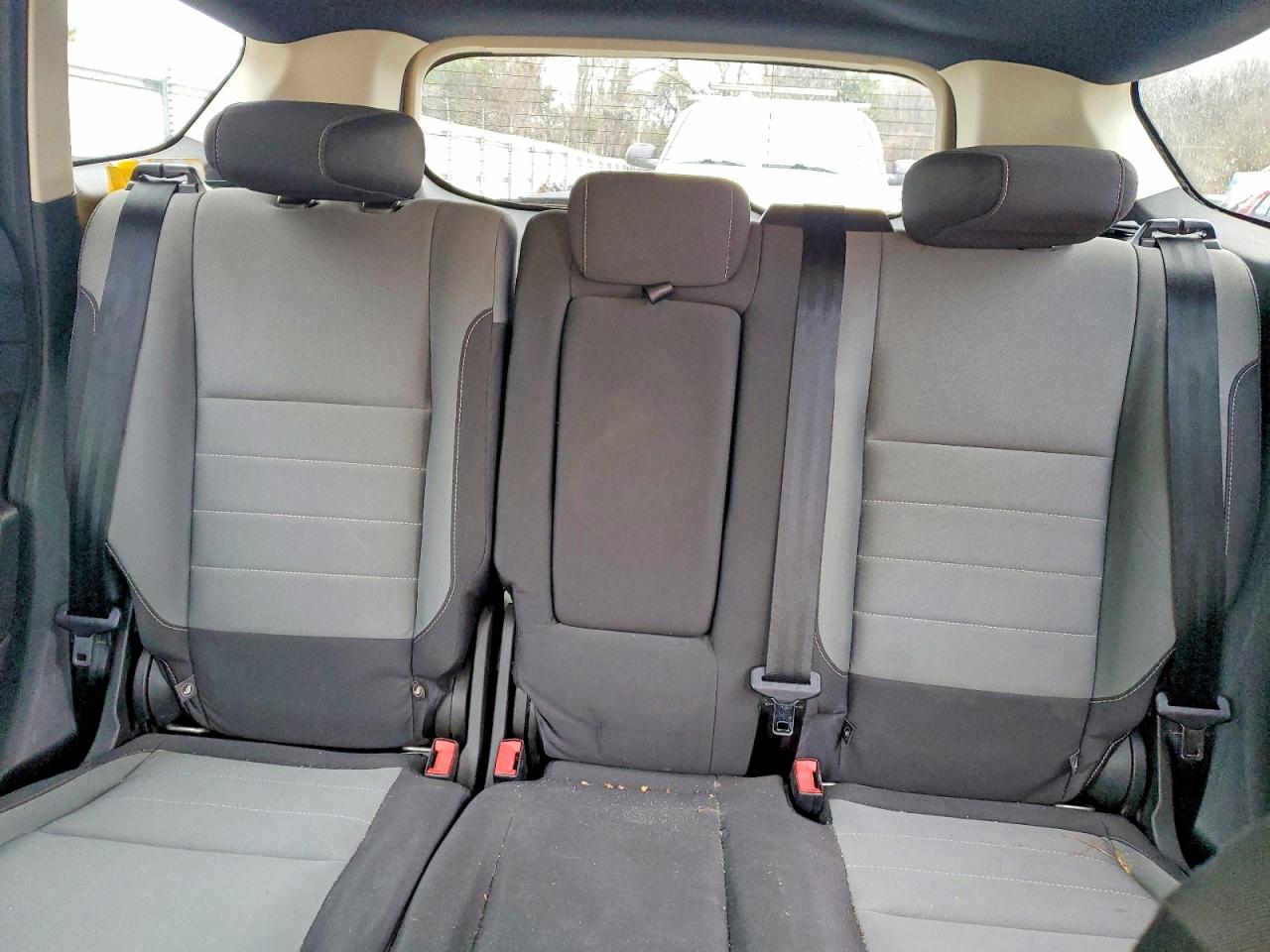 2016 FORD ESCAPE SE photo 10