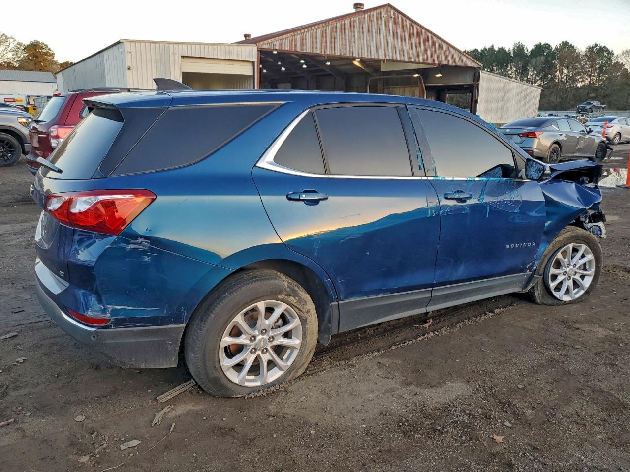 2019 CHEVROLET EQUINOX LT photo 3