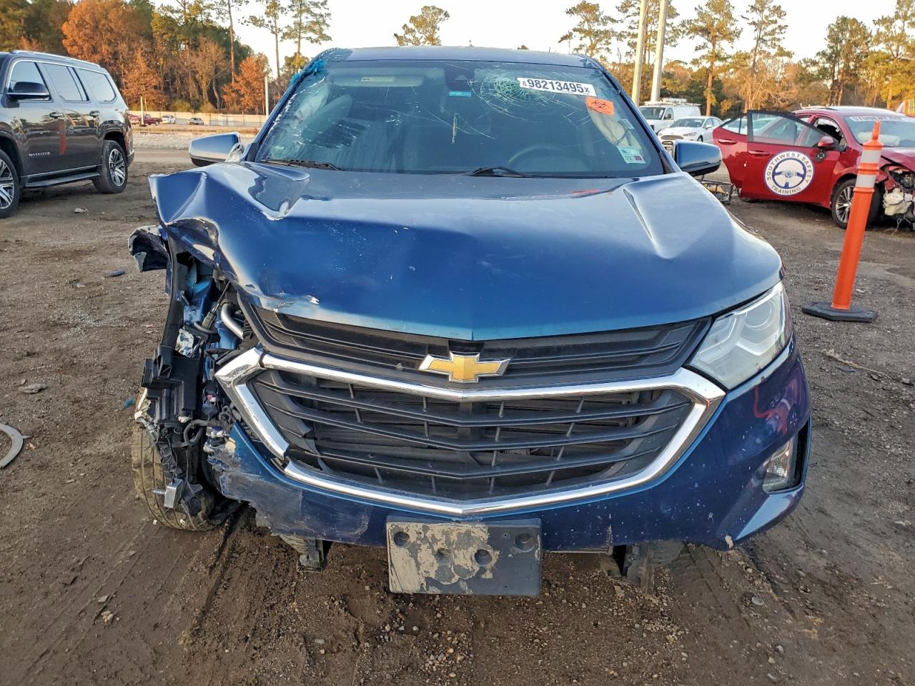 2019 CHEVROLET EQUINOX LT photo 5