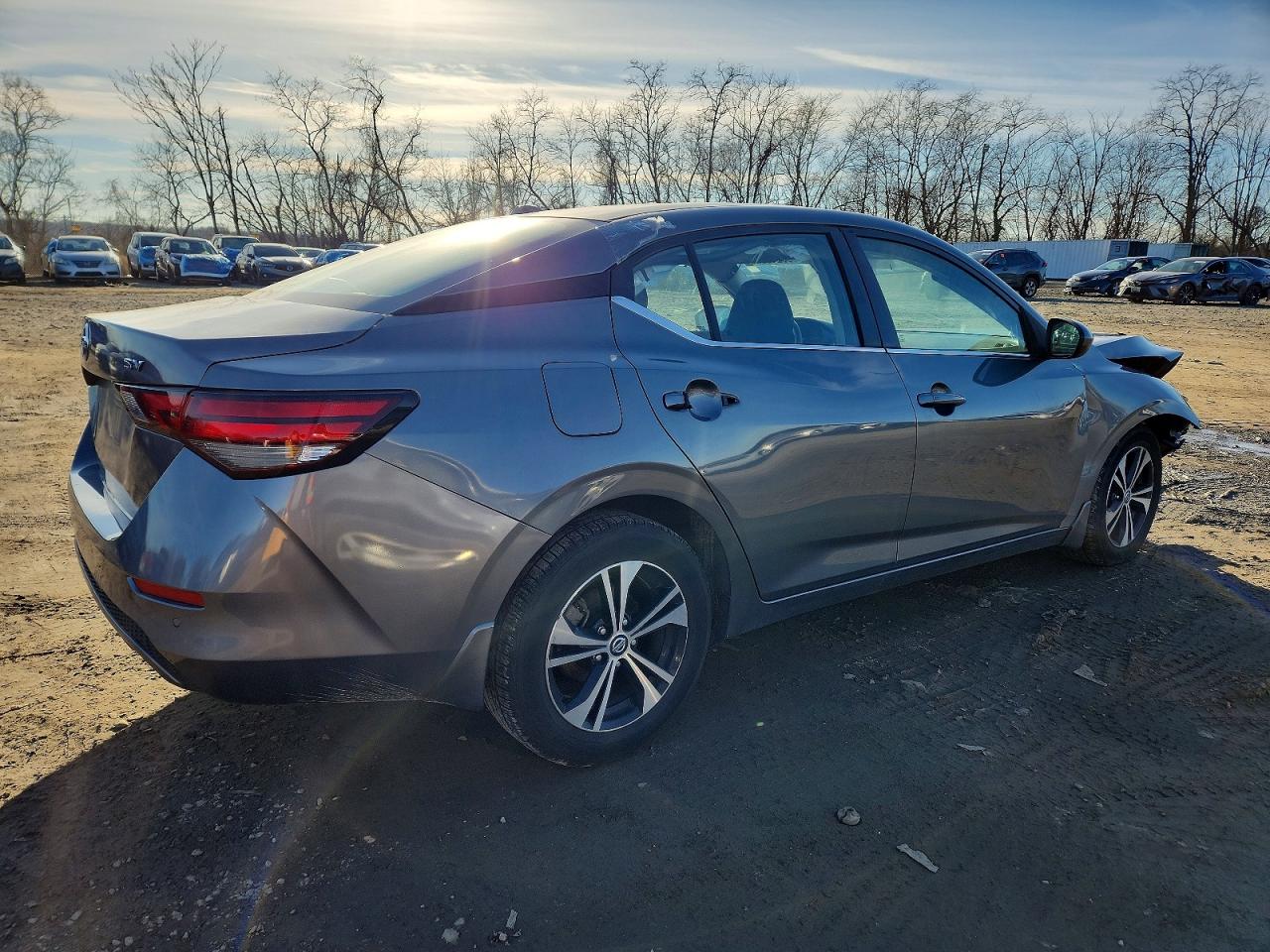 2022 NISSAN SENTRA SV photo 3