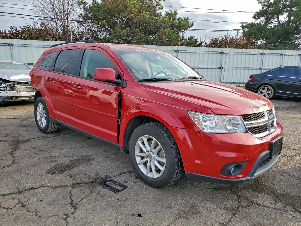 2014 DODGE JOURNEY SXT photo 4
