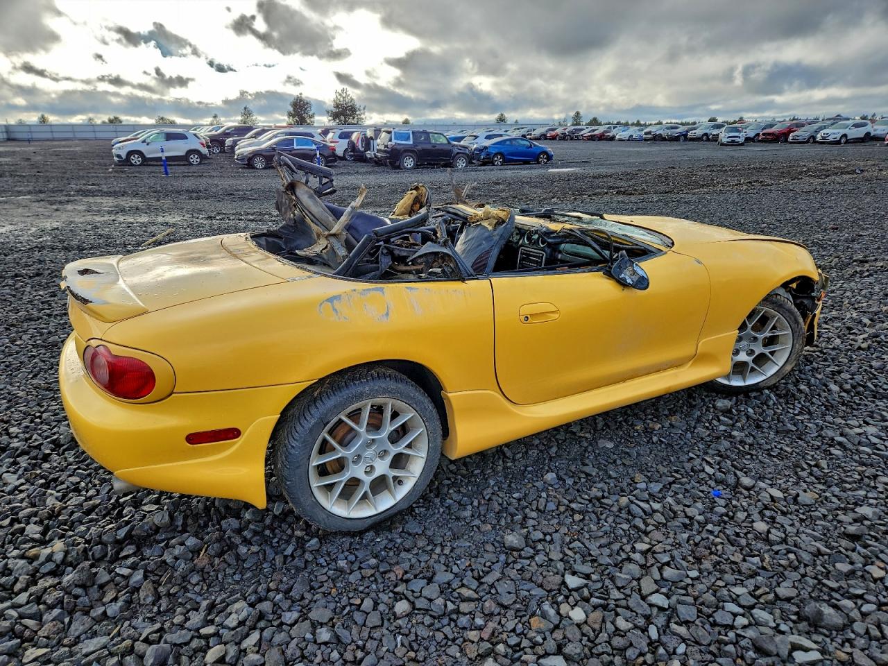 2002 MAZDA MX-5 MIATA BASE photo 3