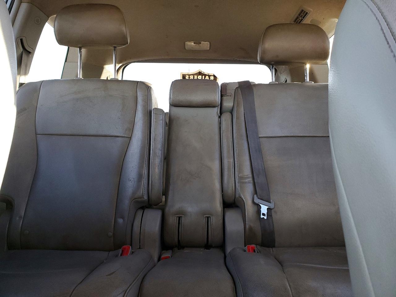 2012 TOYOTA HIGHLANDER BASE photo 10