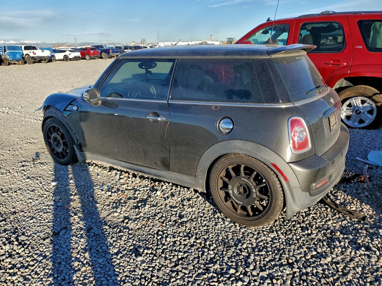 2011 MINI COOPER S photo 2