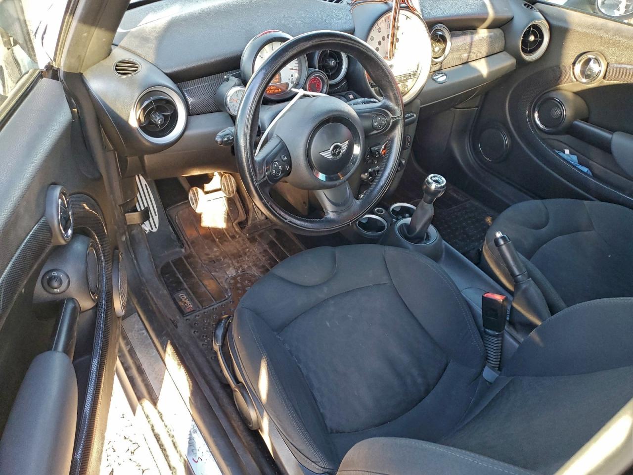 2011 MINI COOPER S photo 8