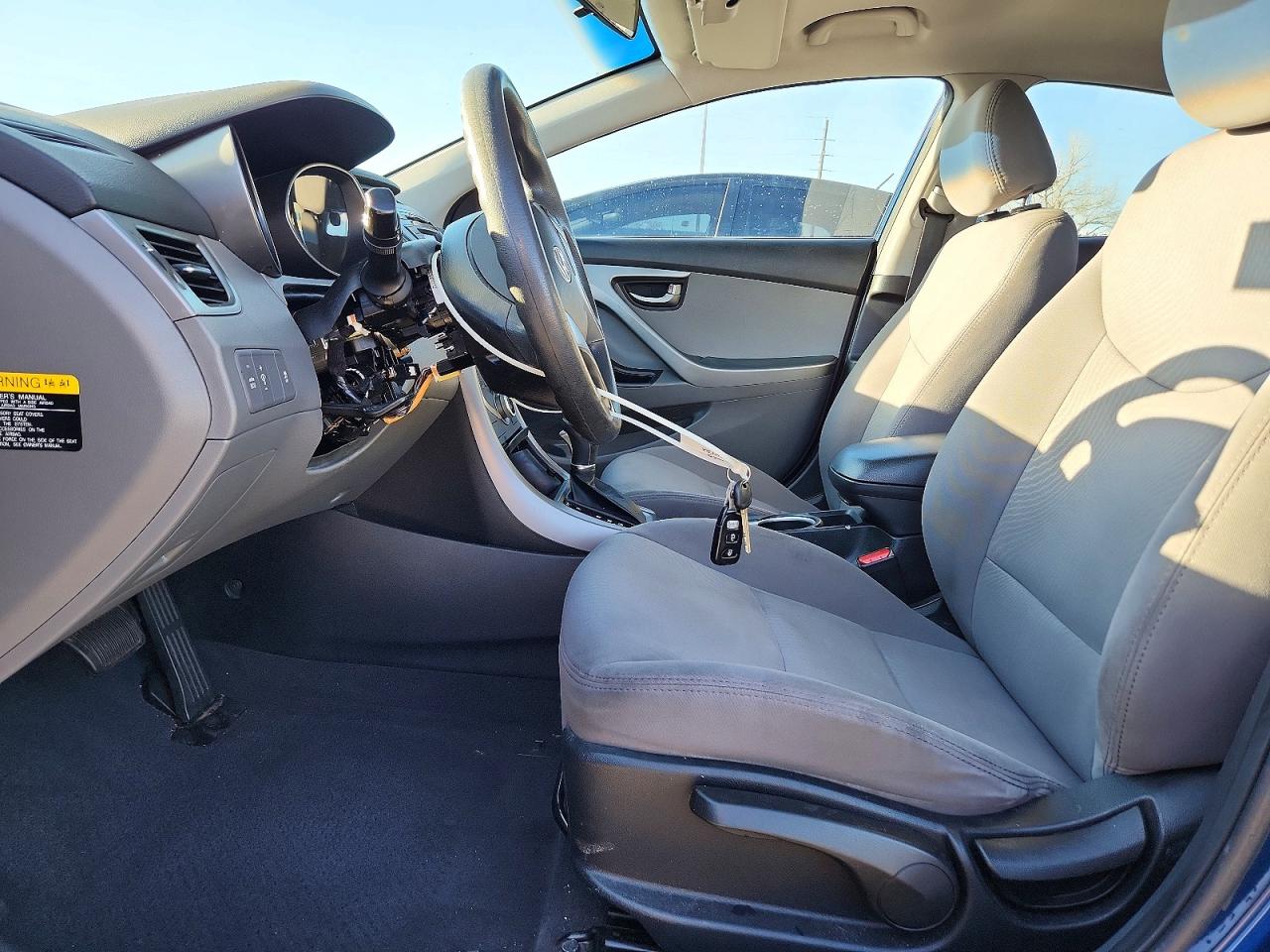 2016 HYUNDAI ELANTRA SE photo 13
