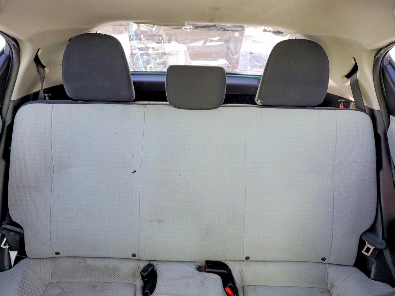 2013 TOYOTA PRIUS C photo 10
