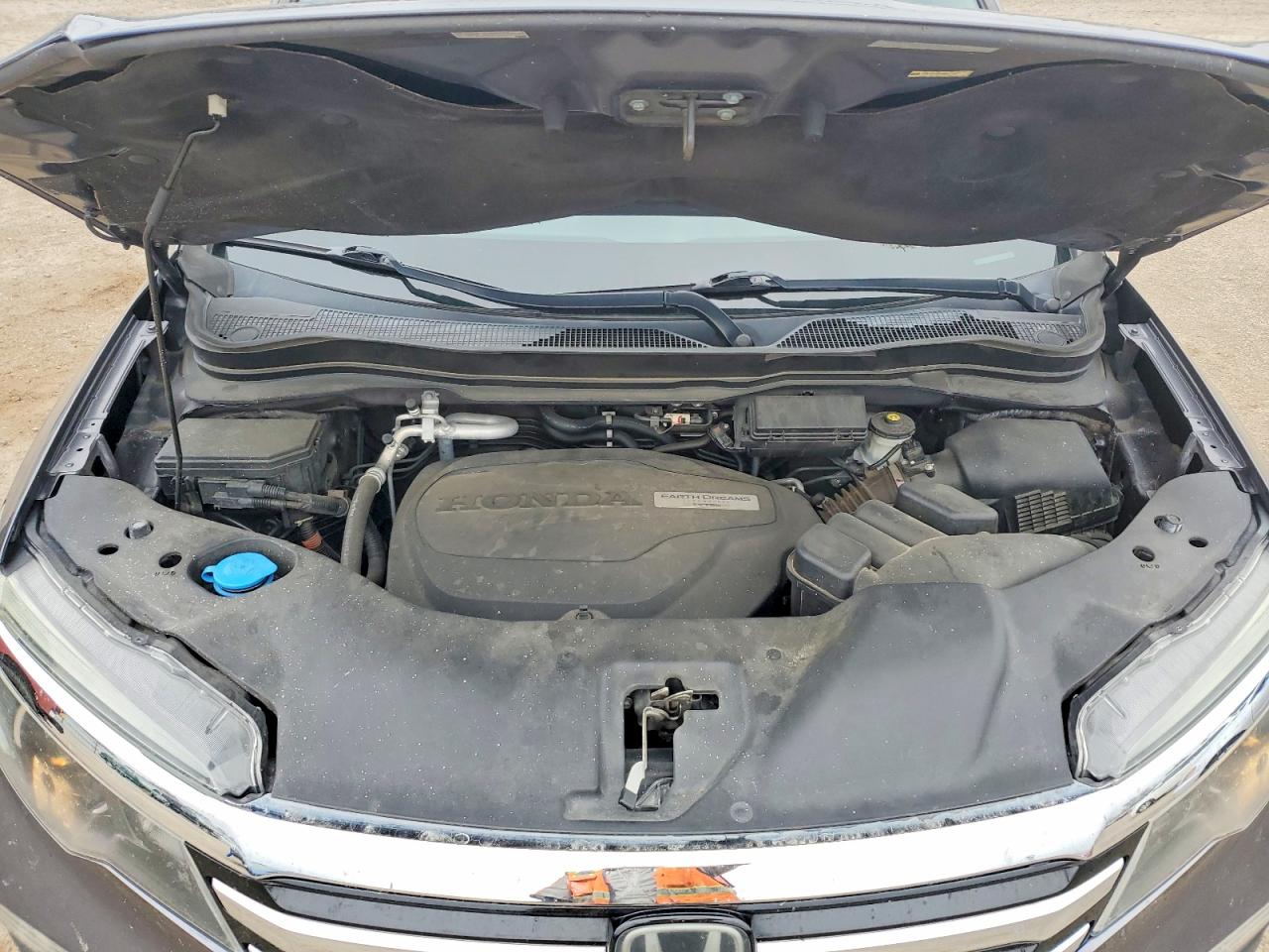 2016 HONDA PILOT TOURING photo 12
