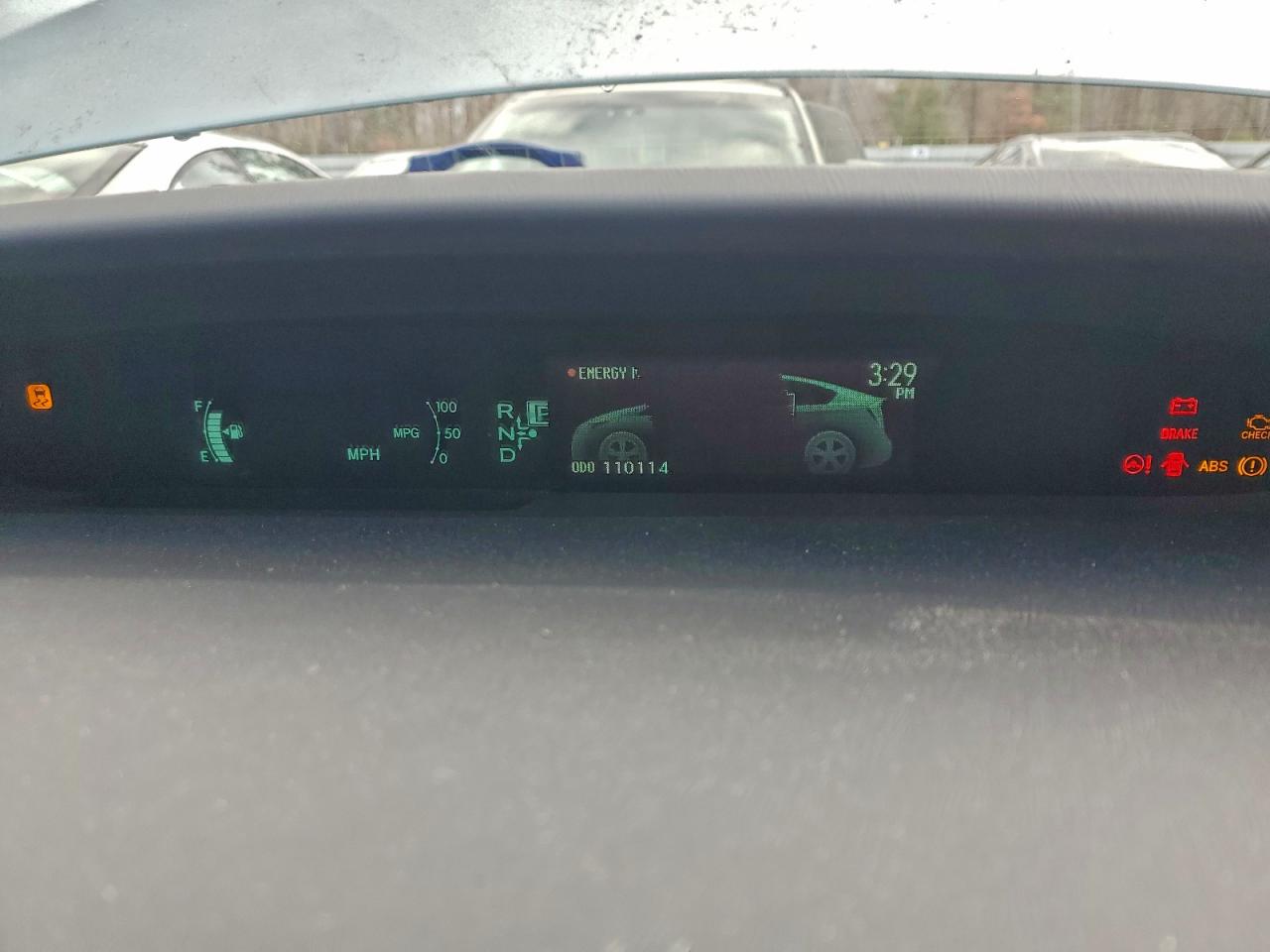 2015 TOYOTA PRIUS photo 9