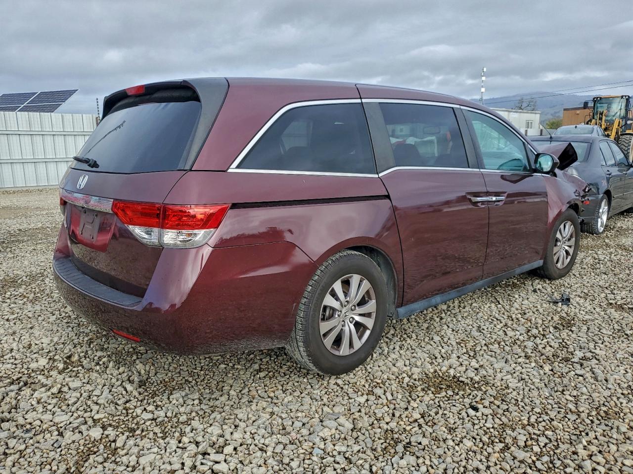 2014 HONDA ODYSSEY EXL photo 3